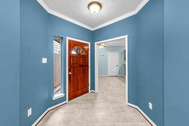 Foto del edificio - 5228 Larkin St