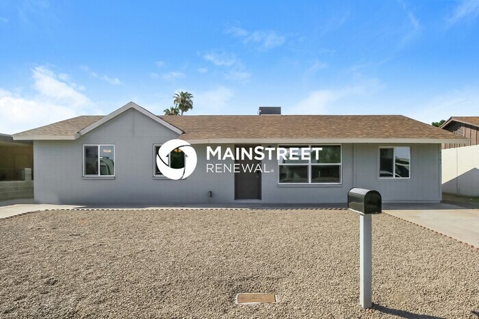 Primary Photo - 4301 E St Catherine Ave