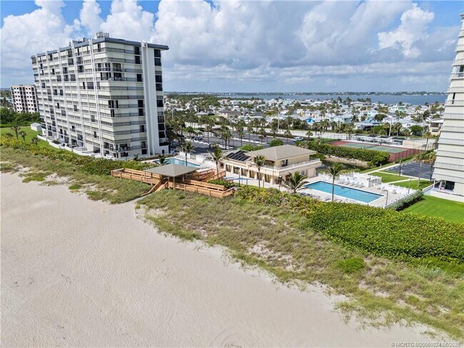 Building Photo - 10680 S Ocean Dr