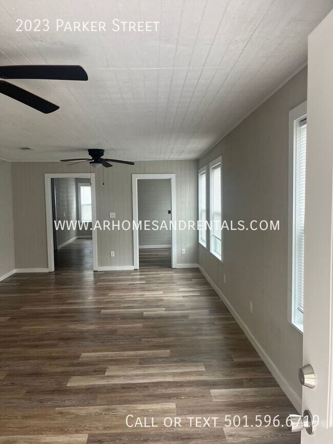 Foto del edificio - 2023 Parker St
