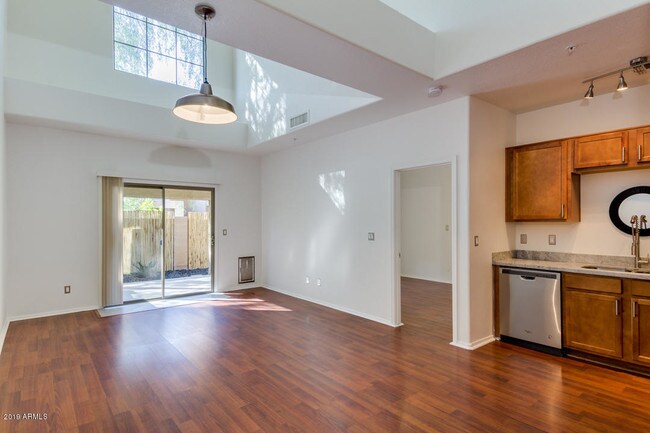 Building Photo - 15677 N 29th St