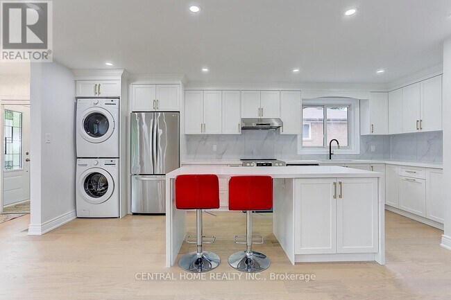 Photo du bâtiment - 40 Sherwood Forest Dr