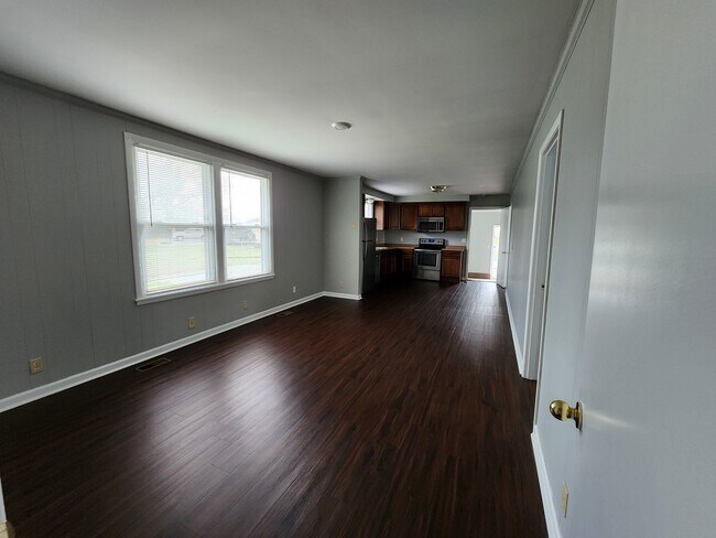 Foto del edificio - 2221 Green Acres Dr