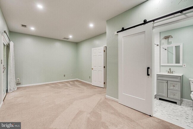 Photo - 25332 McIntyre Square House