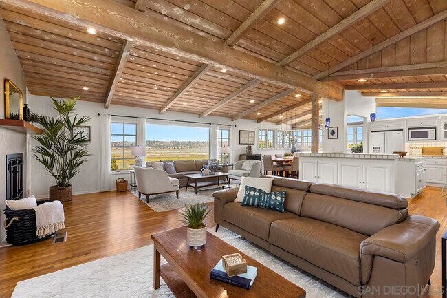Building Photo - 1601 San Dieguito Dr