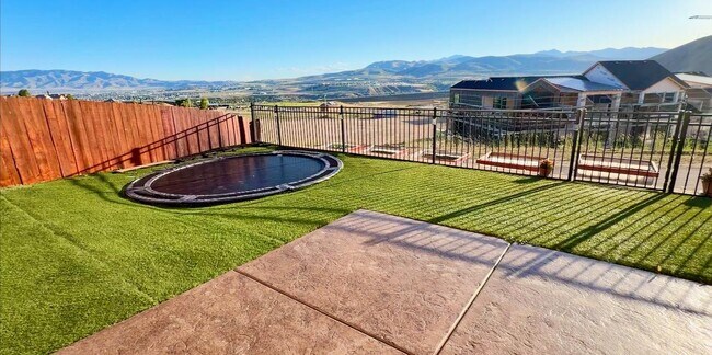 Foto del edificio - 5175 Fox Hollow Way