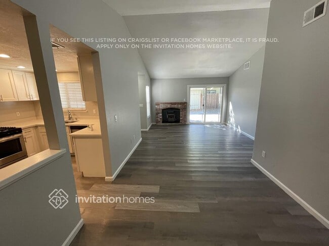 Foto del edificio - 259 Azores Ct