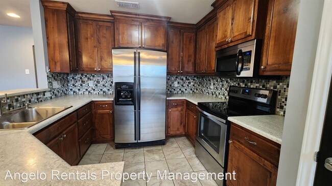 Building Photo - 4 br, 2 bath House - 2806 Selman Dr