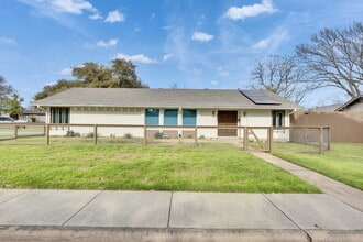 Building Photo - 7709 Shoal Creek Blvd