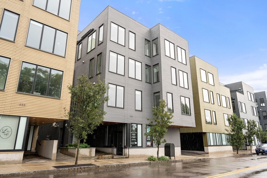 Primary Photo - 525 E 1st St