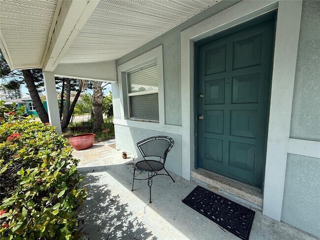 Foto del edificio - 14402 N Bayshore Dr