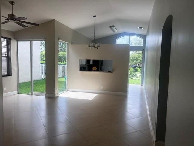 Building Photo - 14909 SW 50th Ct