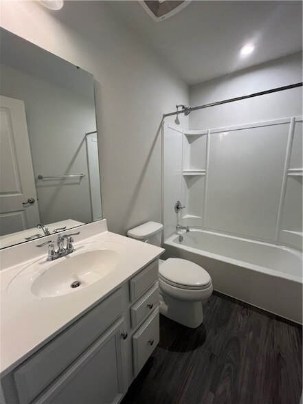 Building Photo - 6003 Atlin Ln