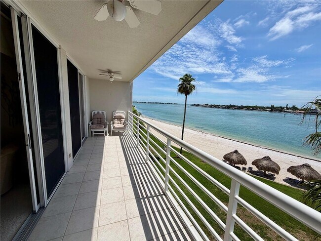 Foto del edificio - 5701 Bahia Del Mar Cir N
