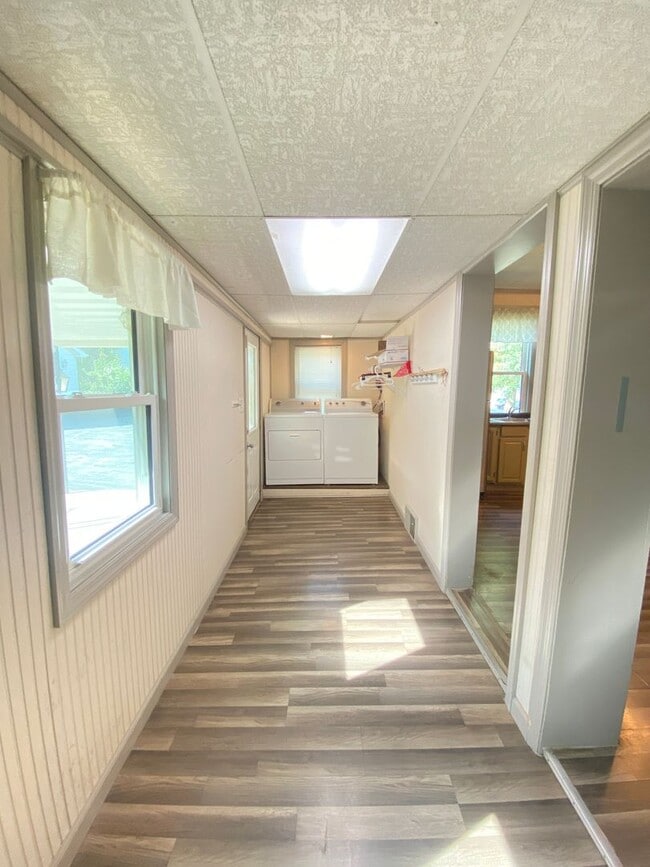 Building Photo - Your New Home in Dallastown!!