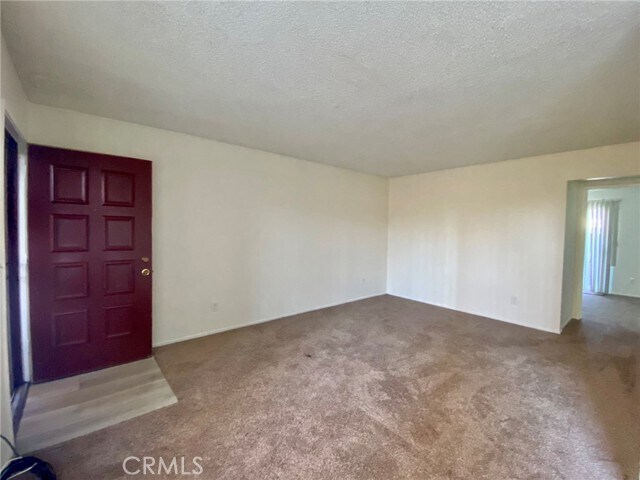 Foto del edificio - 1400 W Warner Ave