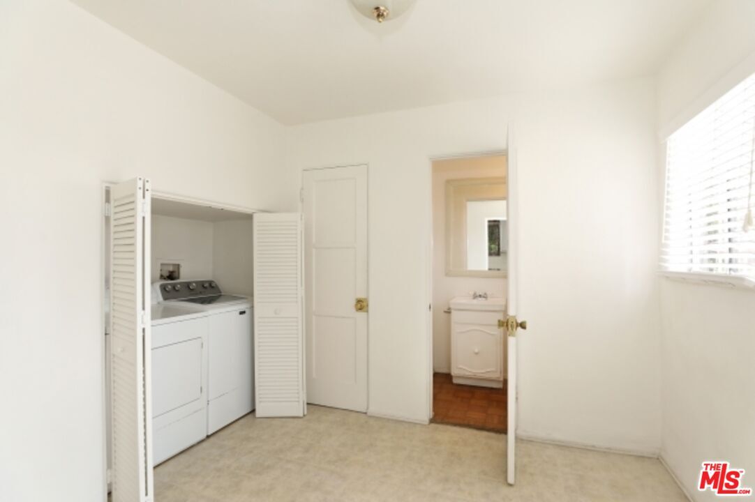3306 Waverly Dr, Los Angeles, CA 90027 Apartment for Rent in Los Angeles, CA