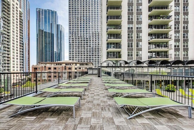 Foto del edificio - 400 E Randolph St