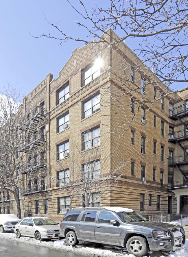 3652 35th St, Long Island City, NY 11106 Apartments Long Island City