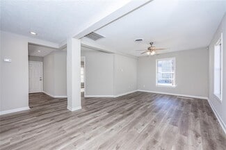 Building Photo - 1101 W South St