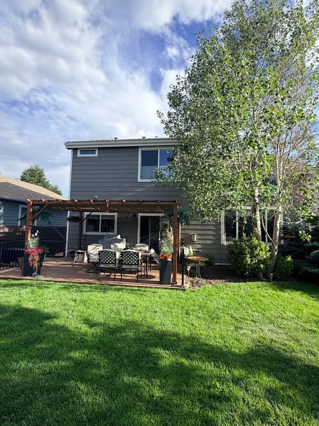 Foto del edificio - 3826 Lochside Ln