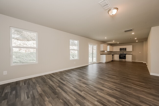 Building Photo - 206 Shalako Ln, Lizella, GA