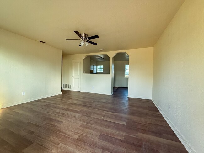 Foto del edificio - 312 36th St