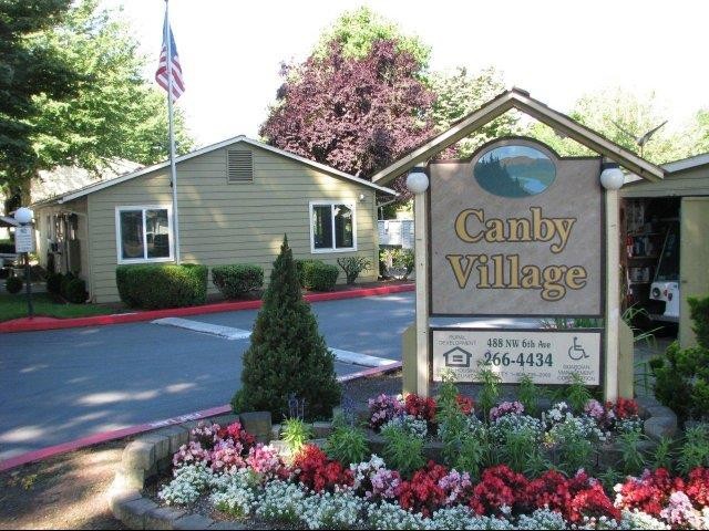 Foto del edificio - Canby Village