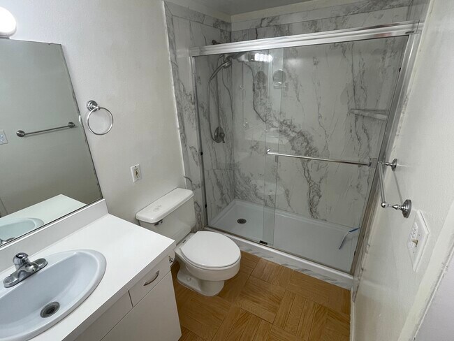 Foto del edificio - 31494 West St