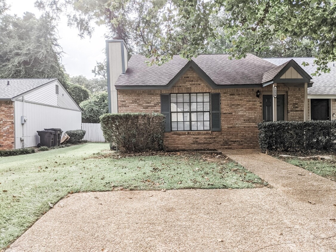 Photo - 1098 Rockbrook Ct (Tallahassee, FL)