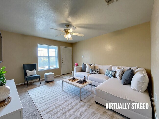 Building Photo - 3203 Toledo Dr