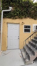 Building Photo - 1845 Bay Rd