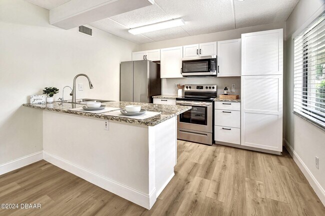 Foto del edificio - 1601 Big Tree Rd