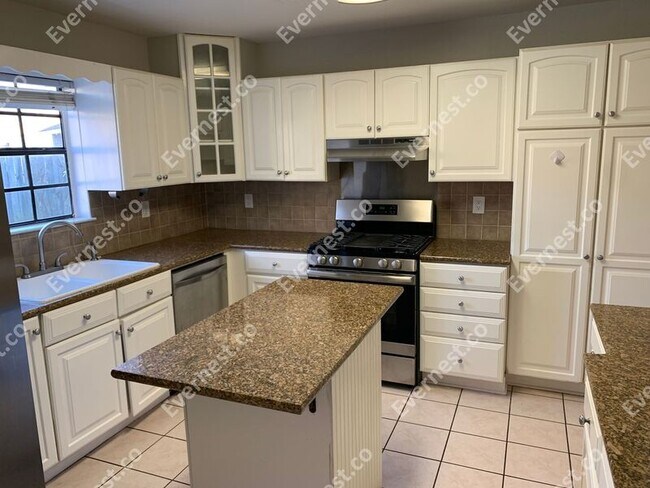 Building Photo - 172 Winterhaven Dr