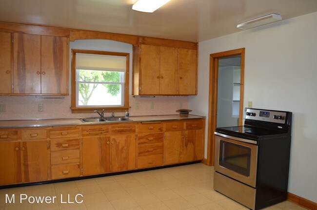 Building Photo - 3 br, 1 bath House - 6170 Rushville Rd.