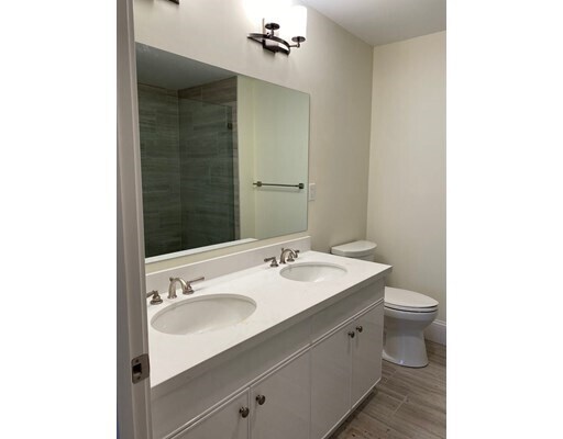 Foto del edificio - 36 Elmwood Ave