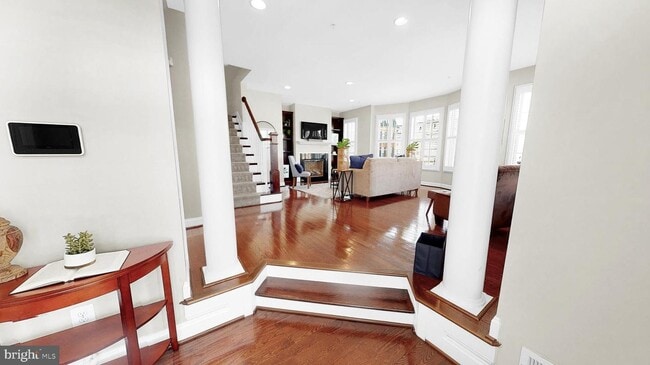 Building Photo - 726 River Mist Dr
