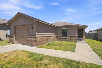 Building Photo - 360 Farmer Ln