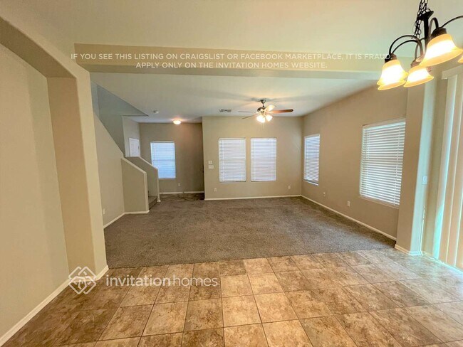 Building Photo - 941 S Deerfield Ln