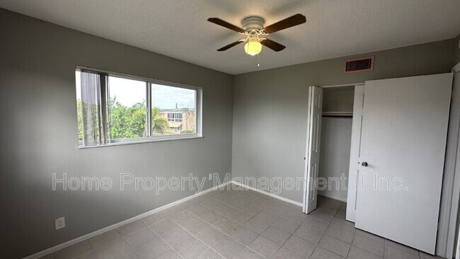 Foto del edificio - 2214 NE 1st Way