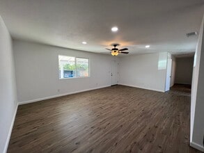 Building Photo - 28549 Ave 13 1/4