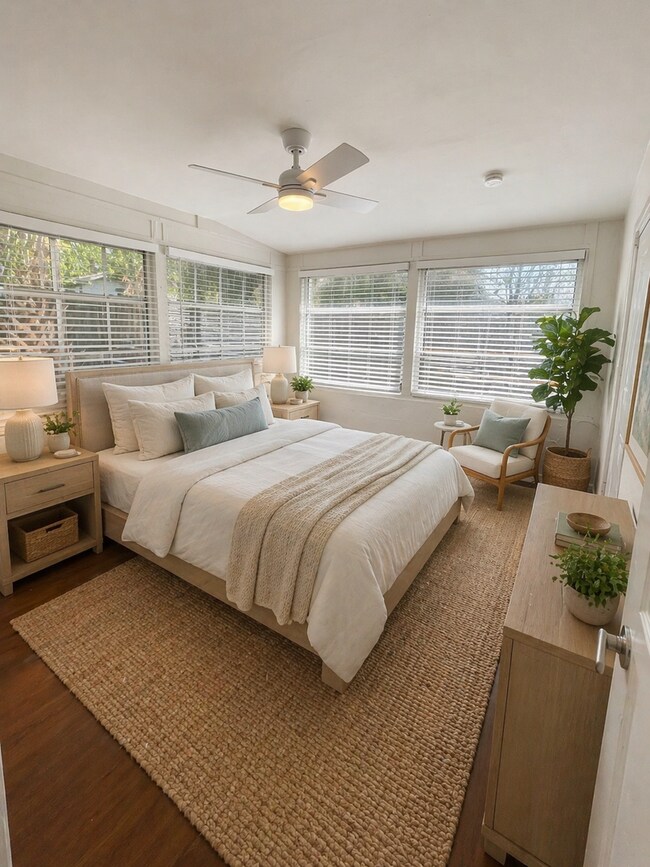 Foto del edificio - 3 BED/1 BATH, AVAILABLE NOW!