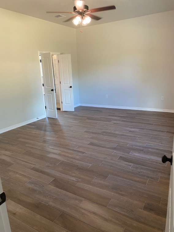 Building Photo - 421 Holstein Dr