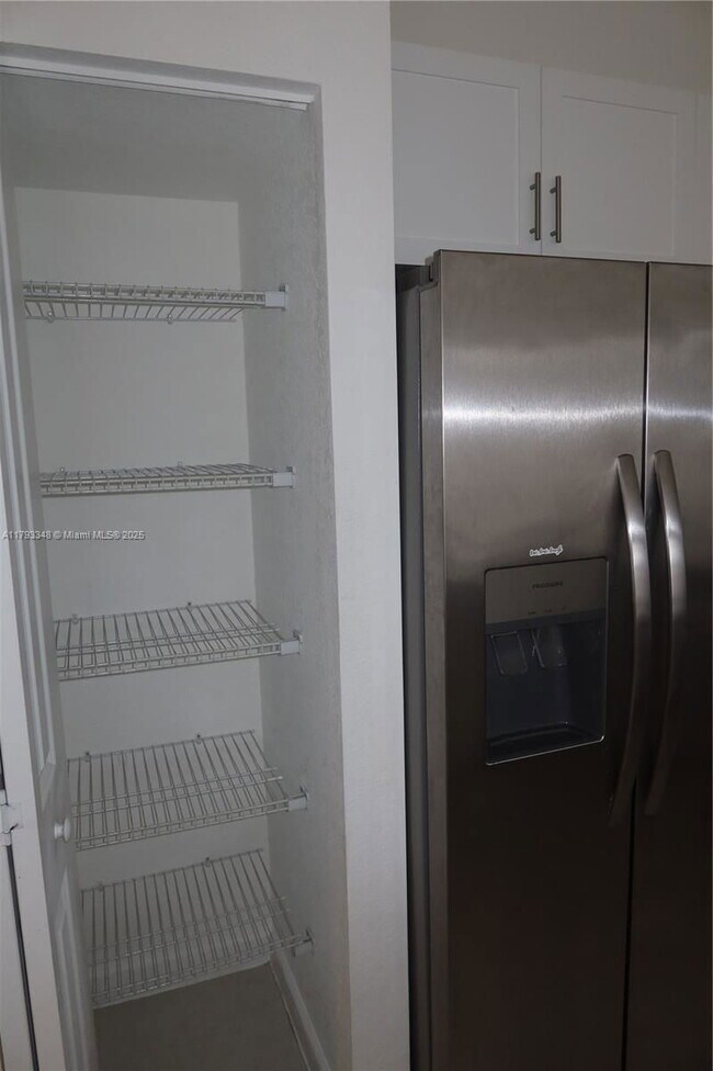 Foto del edificio - 18240 SW 148th Rd