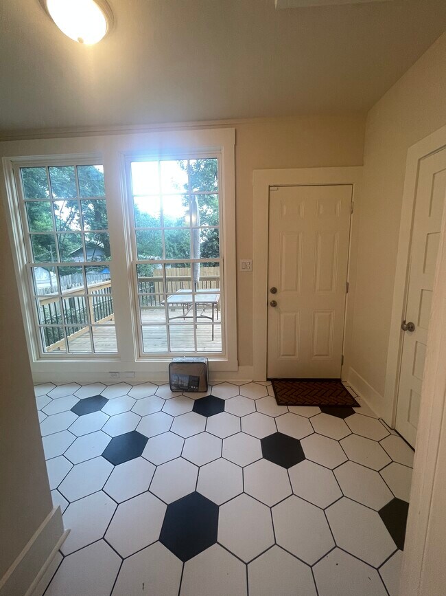 Large deck with fenced yard - 206 Palo Blanco St