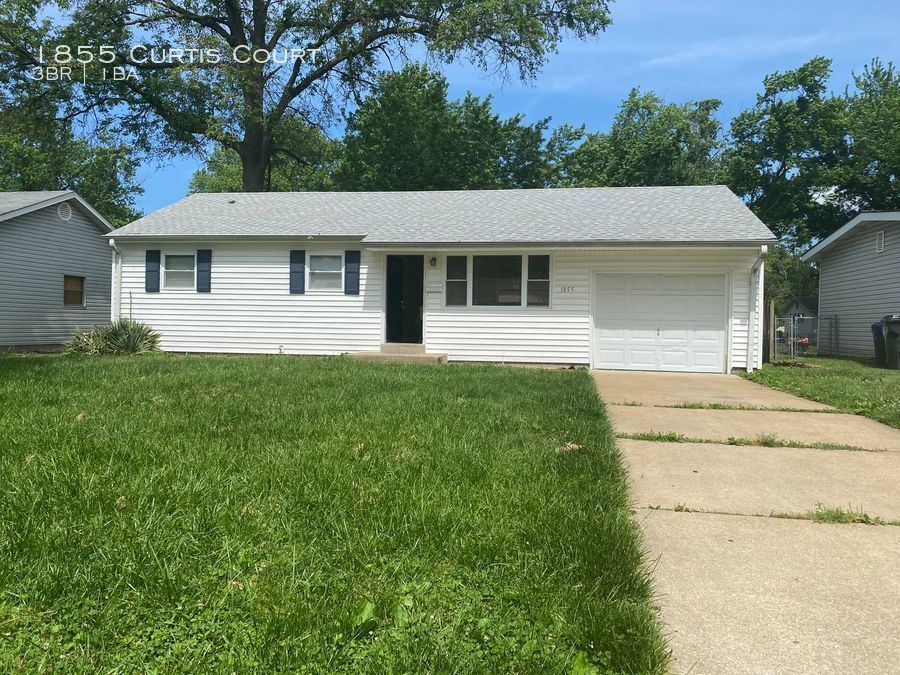Three bedroom in a great location House for Rent in Florissant, MO