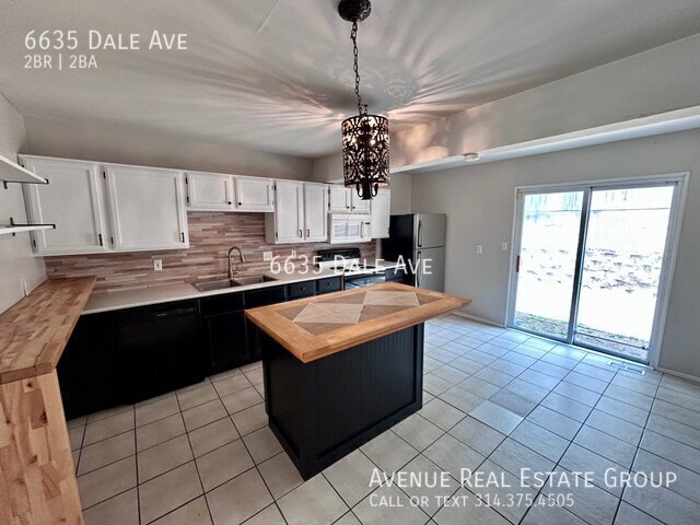 Foto del edificio - 6635 Dale Ave