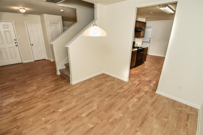 Foto del edificio - 12607 Lady Slipper Rd
