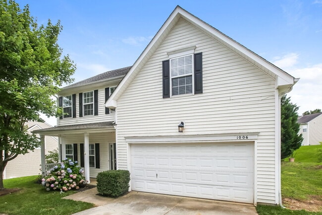 Building Photo - 1006 Tiger Eye Ave