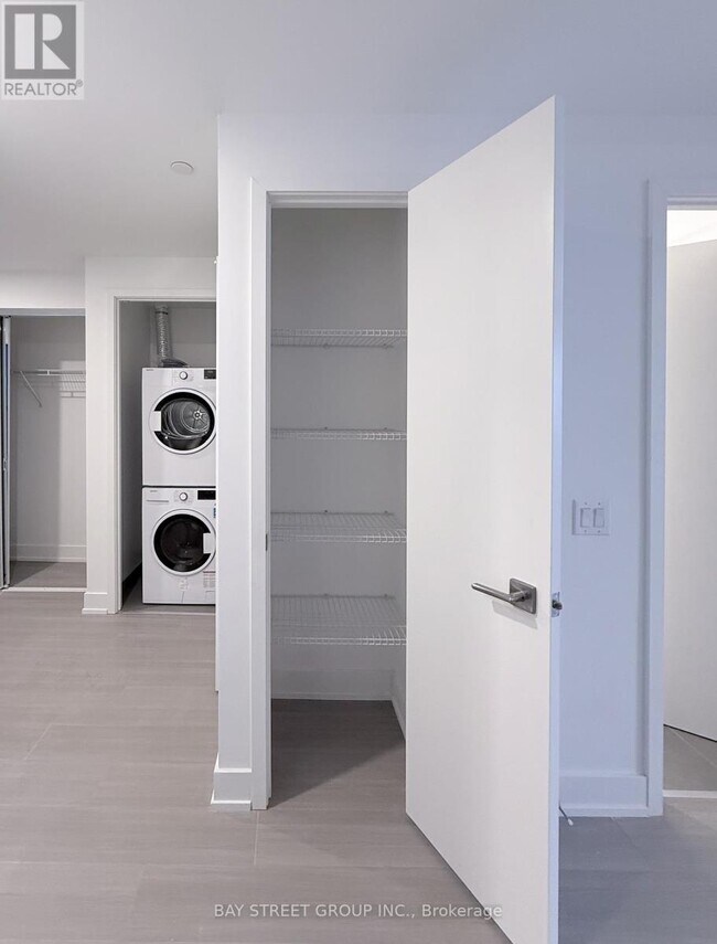 Building Photo - 36 Olive Ave